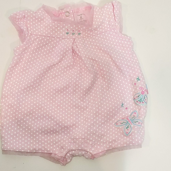 Carter's Bundle of 6 months Onesies - Picture 2 of 7